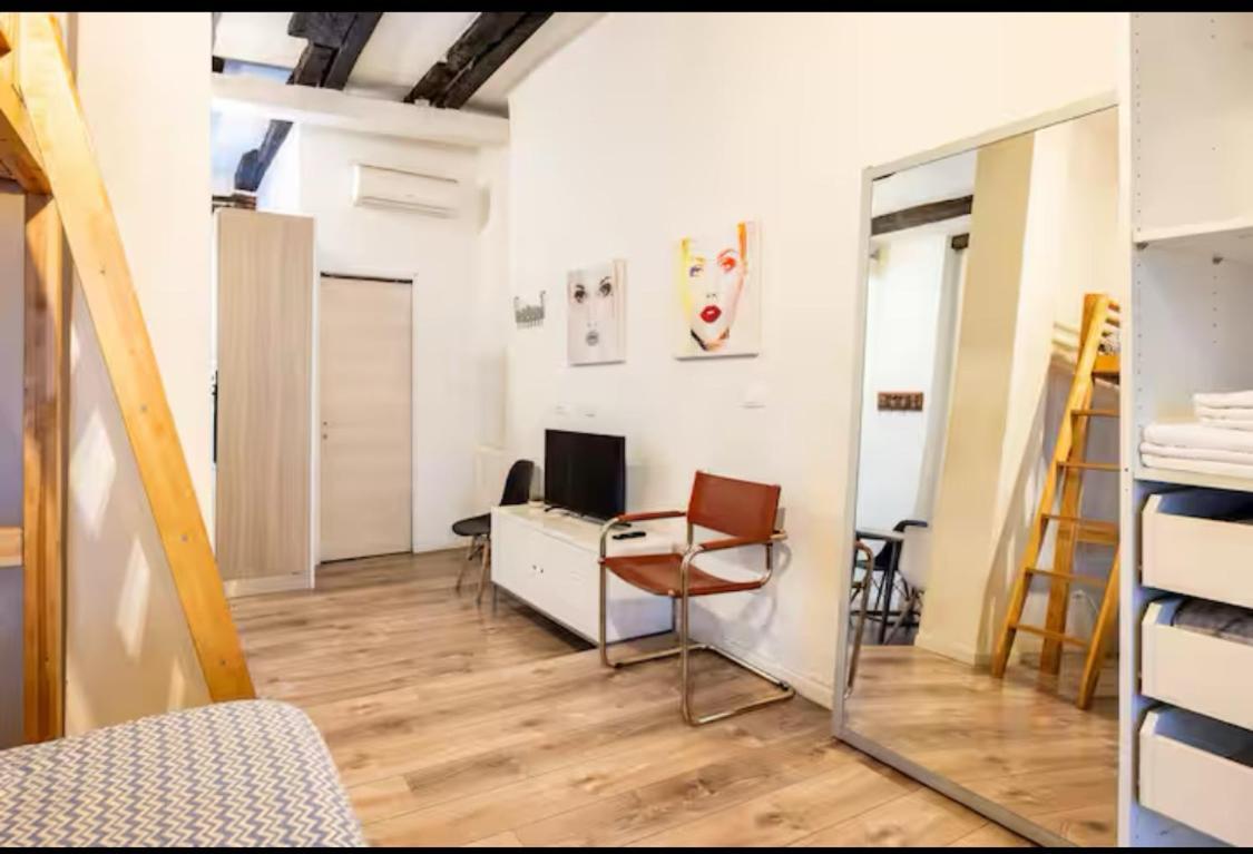 Appartamento Downtown Loft Bologna Esterno foto