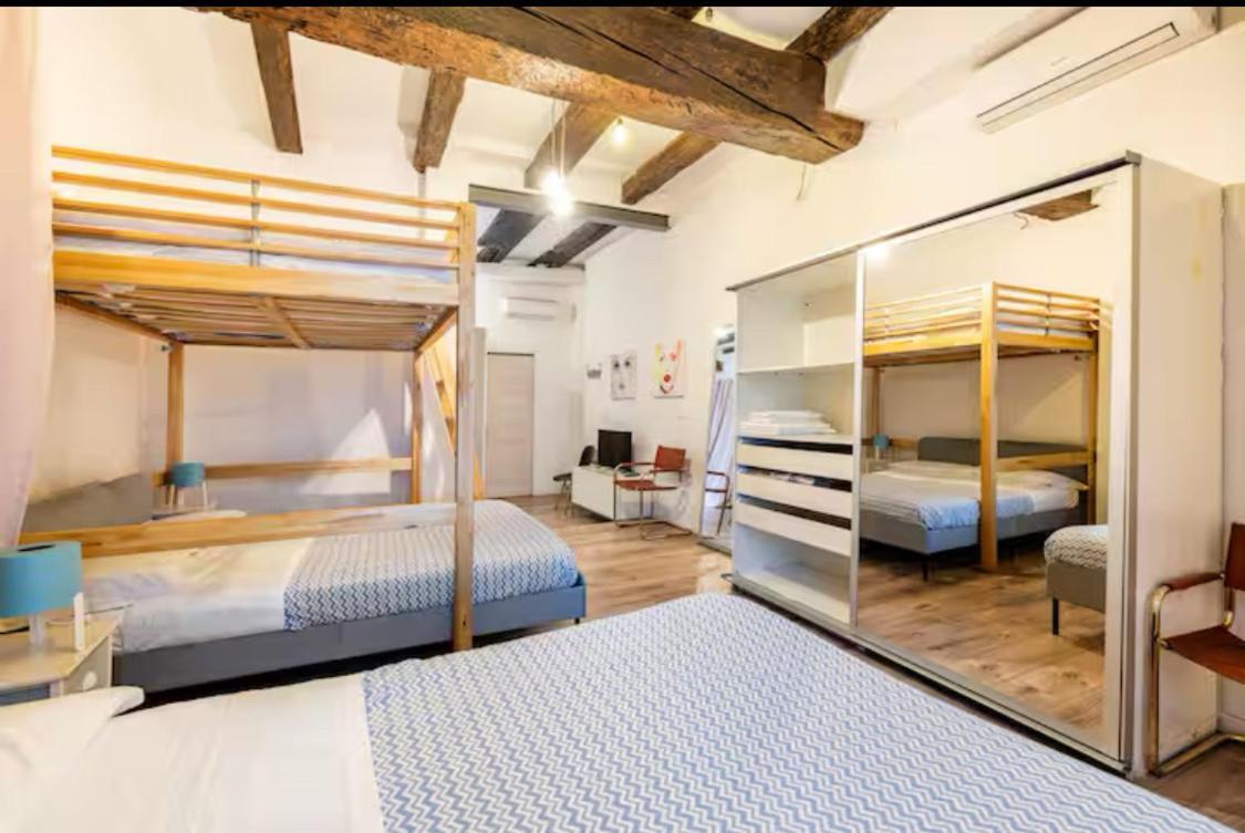 Appartamento Downtown Loft Bologna Esterno foto