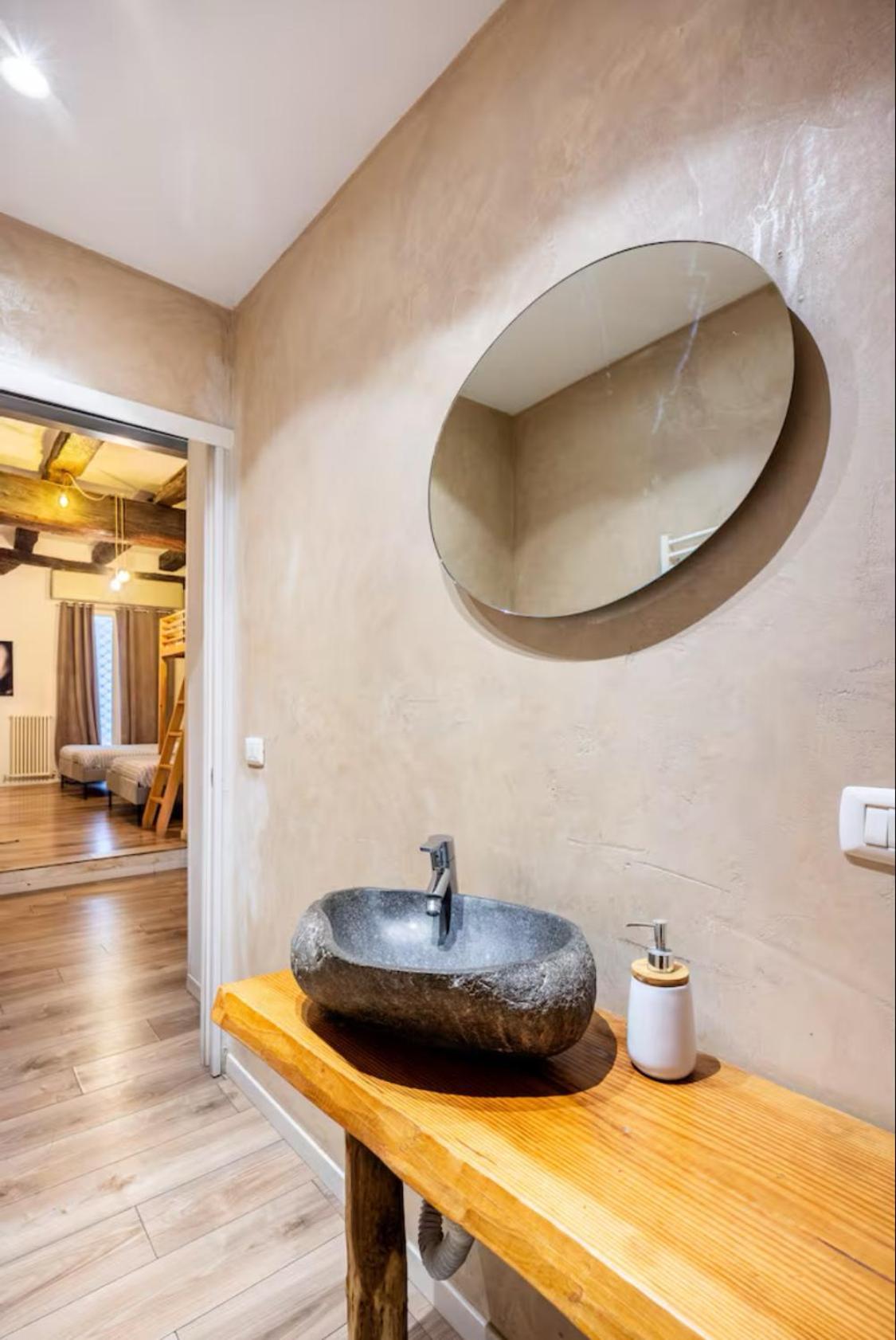 Appartamento Downtown Loft Bologna Esterno foto