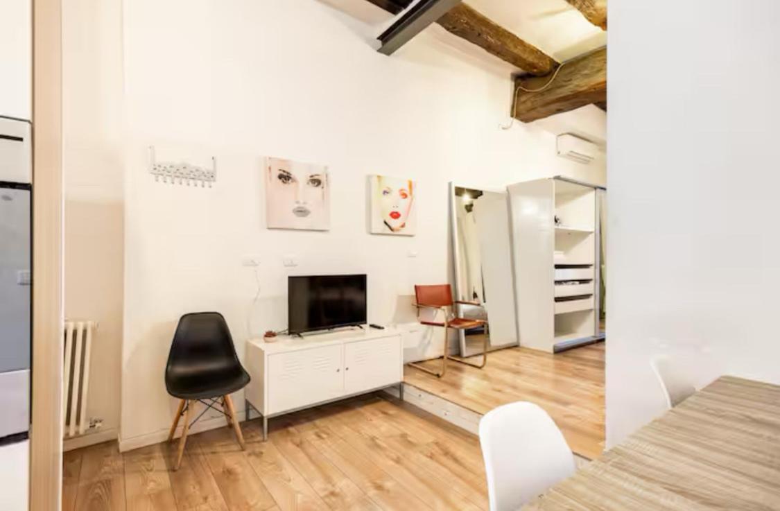 Appartamento Downtown Loft Bologna Esterno foto