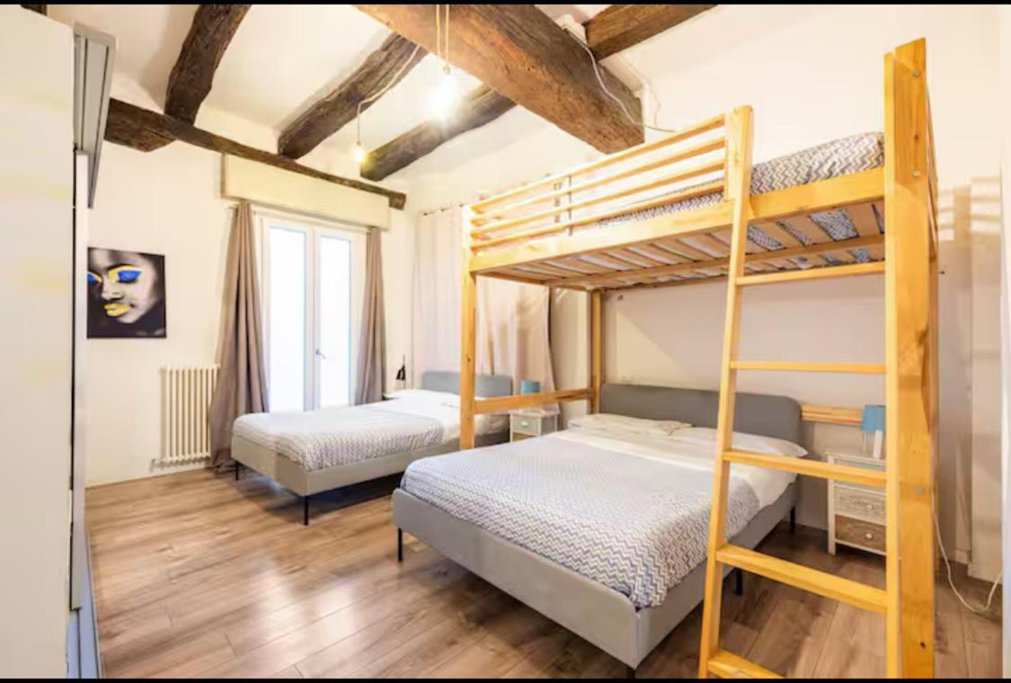 Appartamento Downtown Loft Bologna Esterno foto
