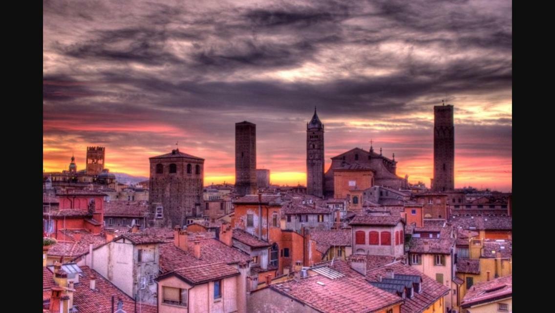 Appartamento Downtown Loft Bologna Esterno foto